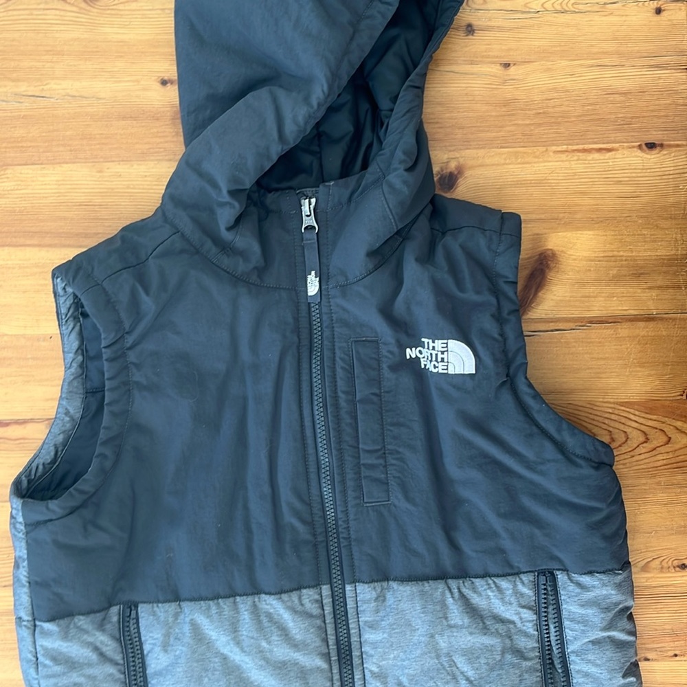 Excellent Condition, The North Face Puffy Vest, Youth Large